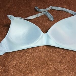 Victoria’s Secret T-Shirt bra lightly lined wireless
